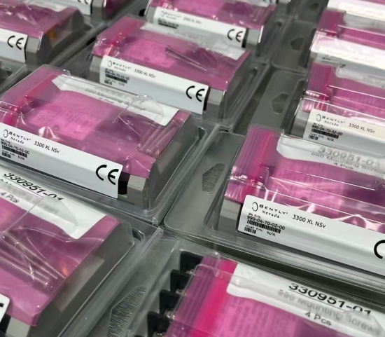 990-04-70-02-00 Bently Nevada Vibration Transmitter